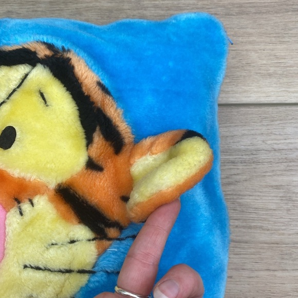 Vintage Tigger Winnie the‎ Pooh Plush Pillow - Picture 3 of 9